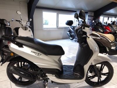 Peugeot Tweet (2024) - Foto 8