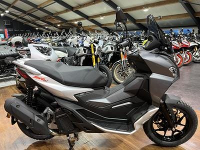 Aprilia SR (2026) - Foto 9