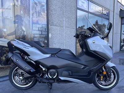 Yamaha T-Max (2026) - Photo 3