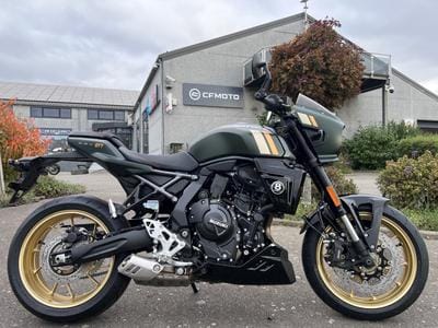 Suzuki GSX-8TT (2026) - Foto 3