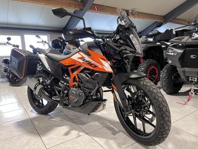 KTM 390 Duke (2024) - Foto 1