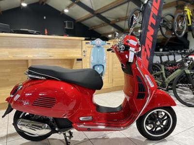 Vespa GTS (2026) - Photo 9