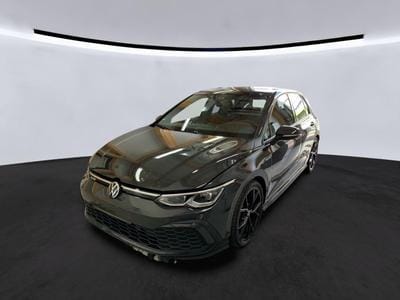 VW Golf (2024) - Foto 1
