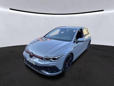 VW Golf (2023) - Foto 10