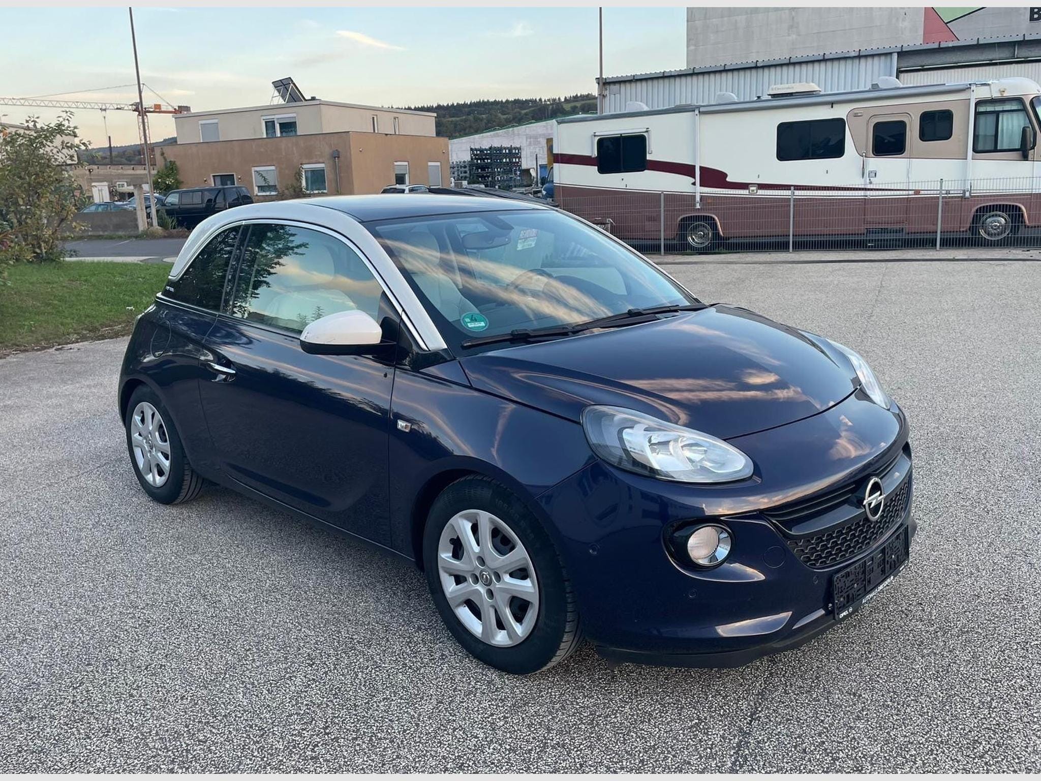 Opel Adam