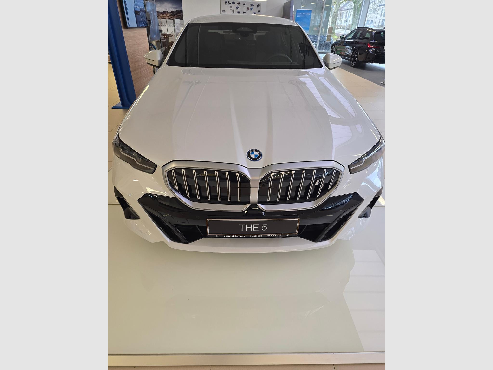 BMW i5