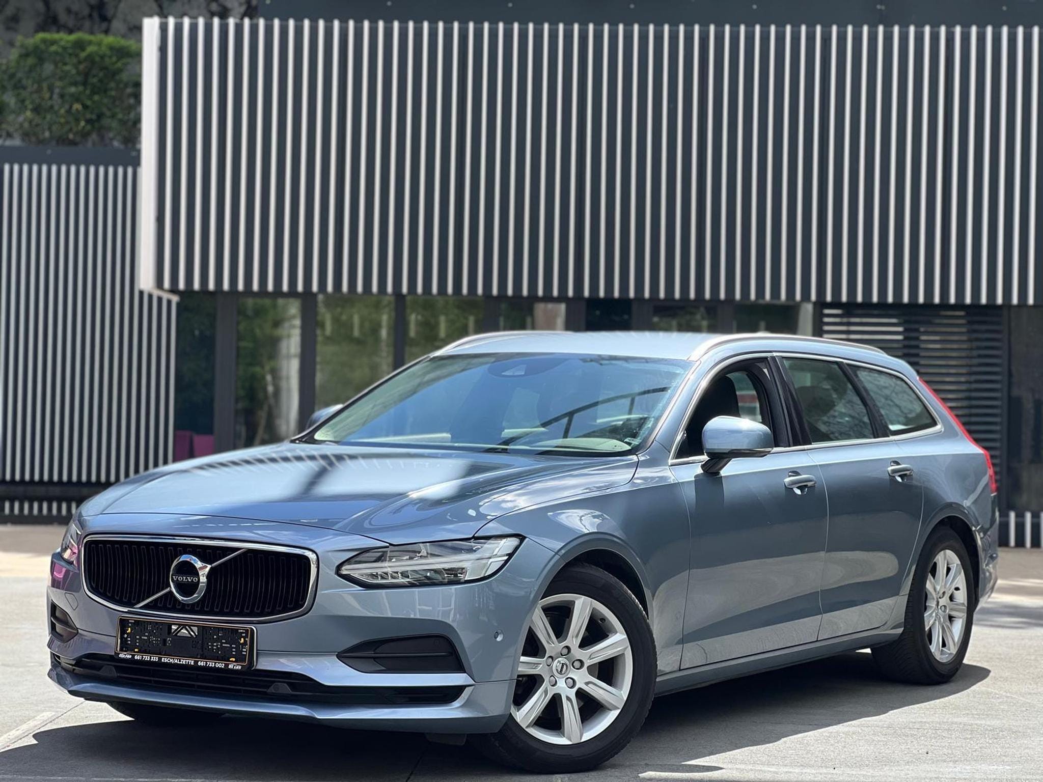 Volvo V90