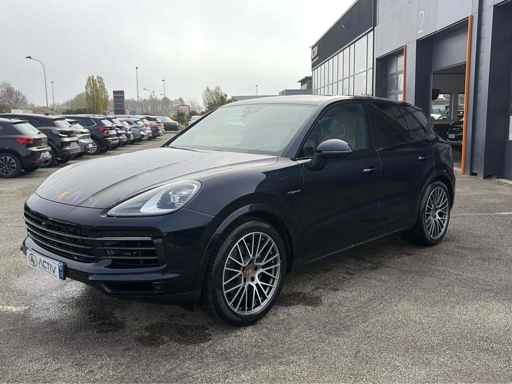 Porsche CAYENNE