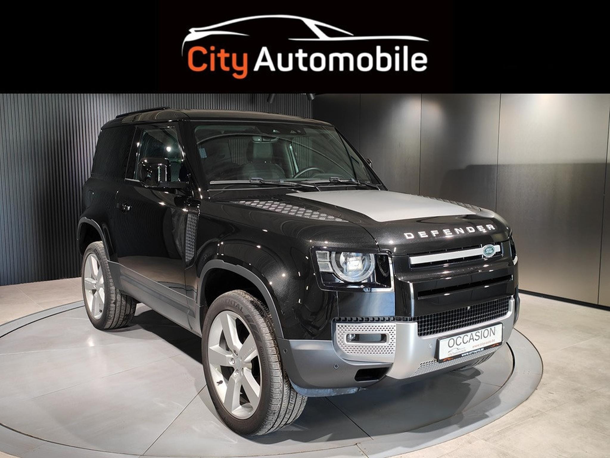 Land-Rover Defender