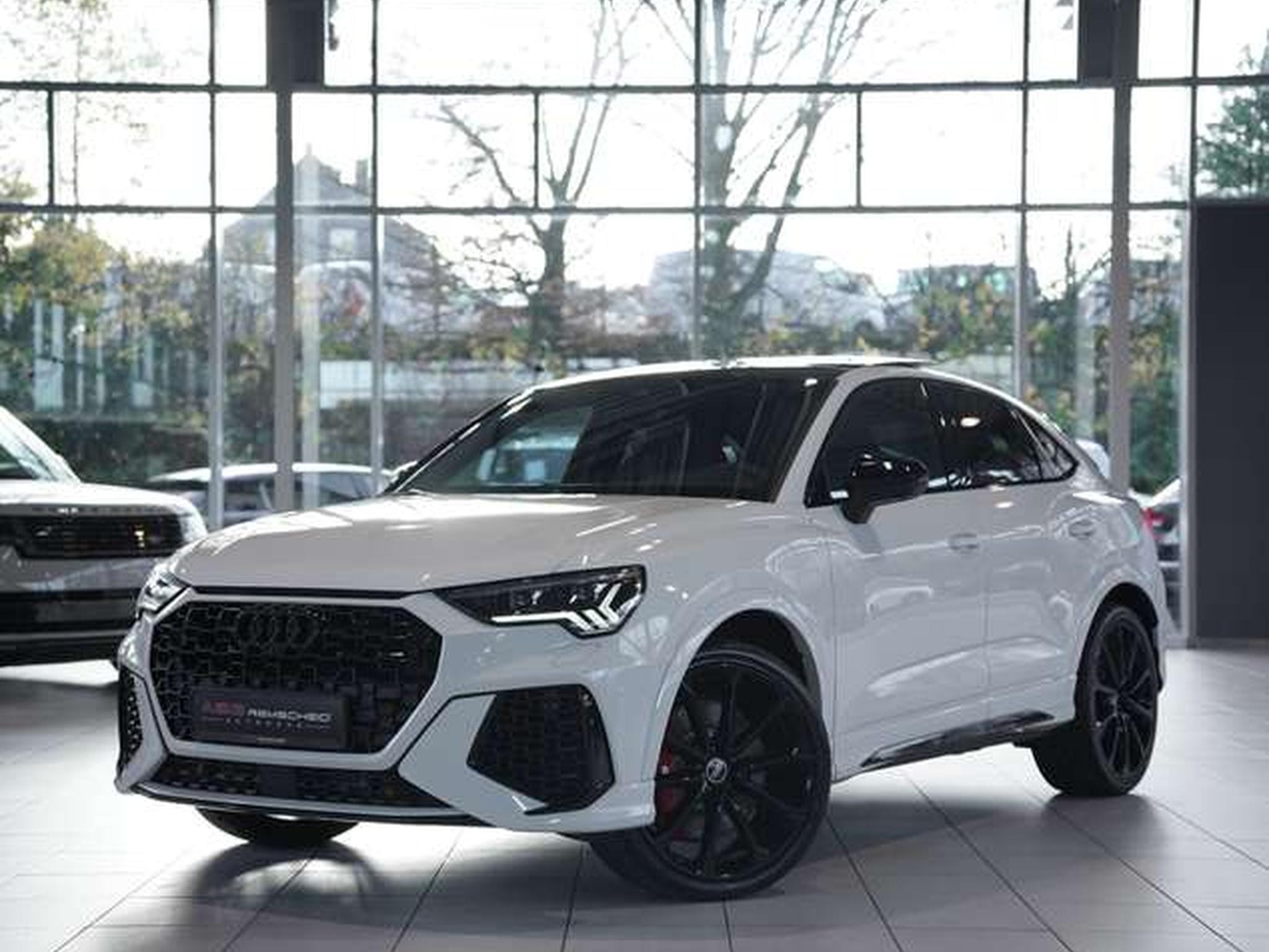 Audi RSQ3