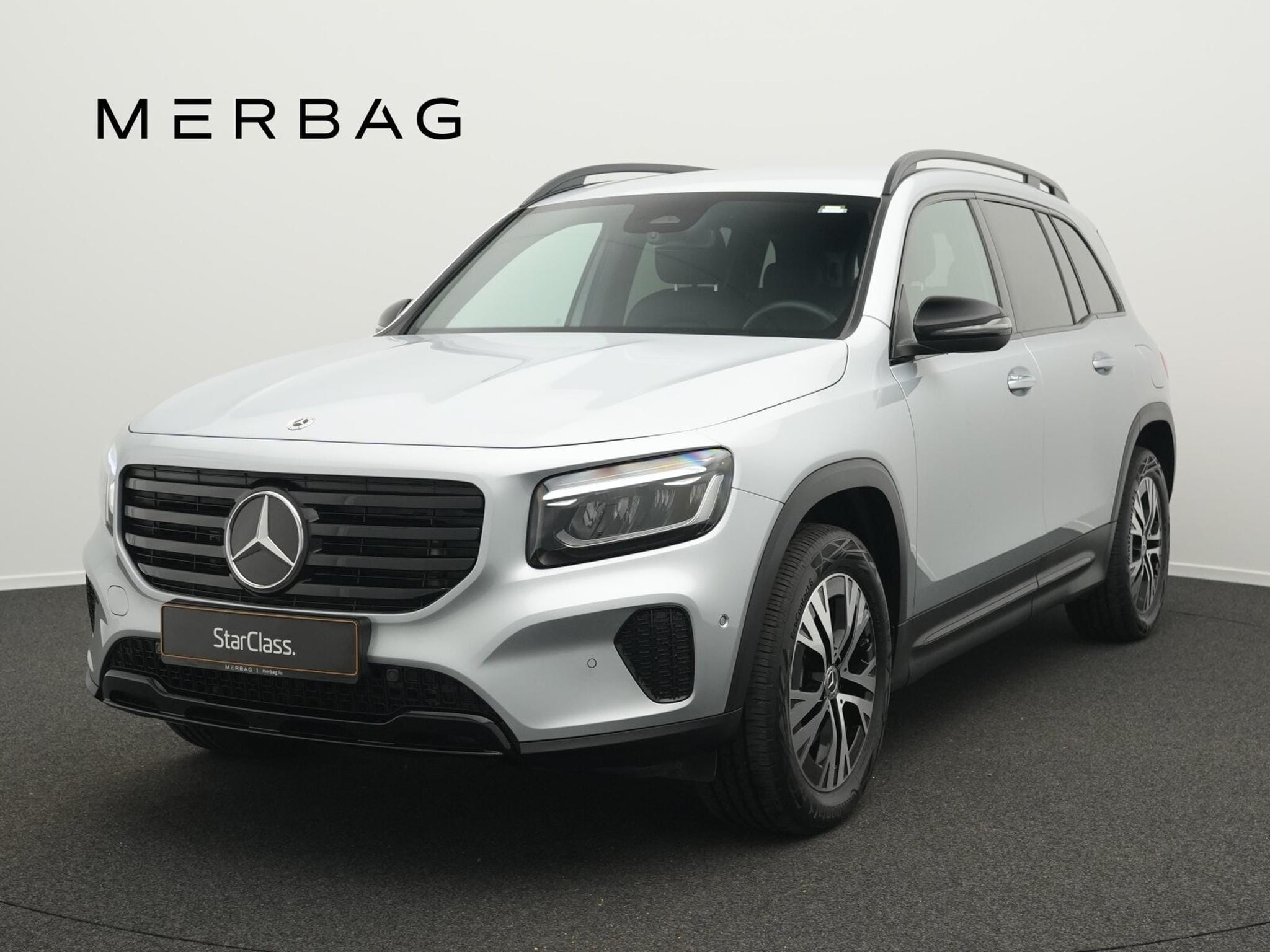 Mercedes GLB 180