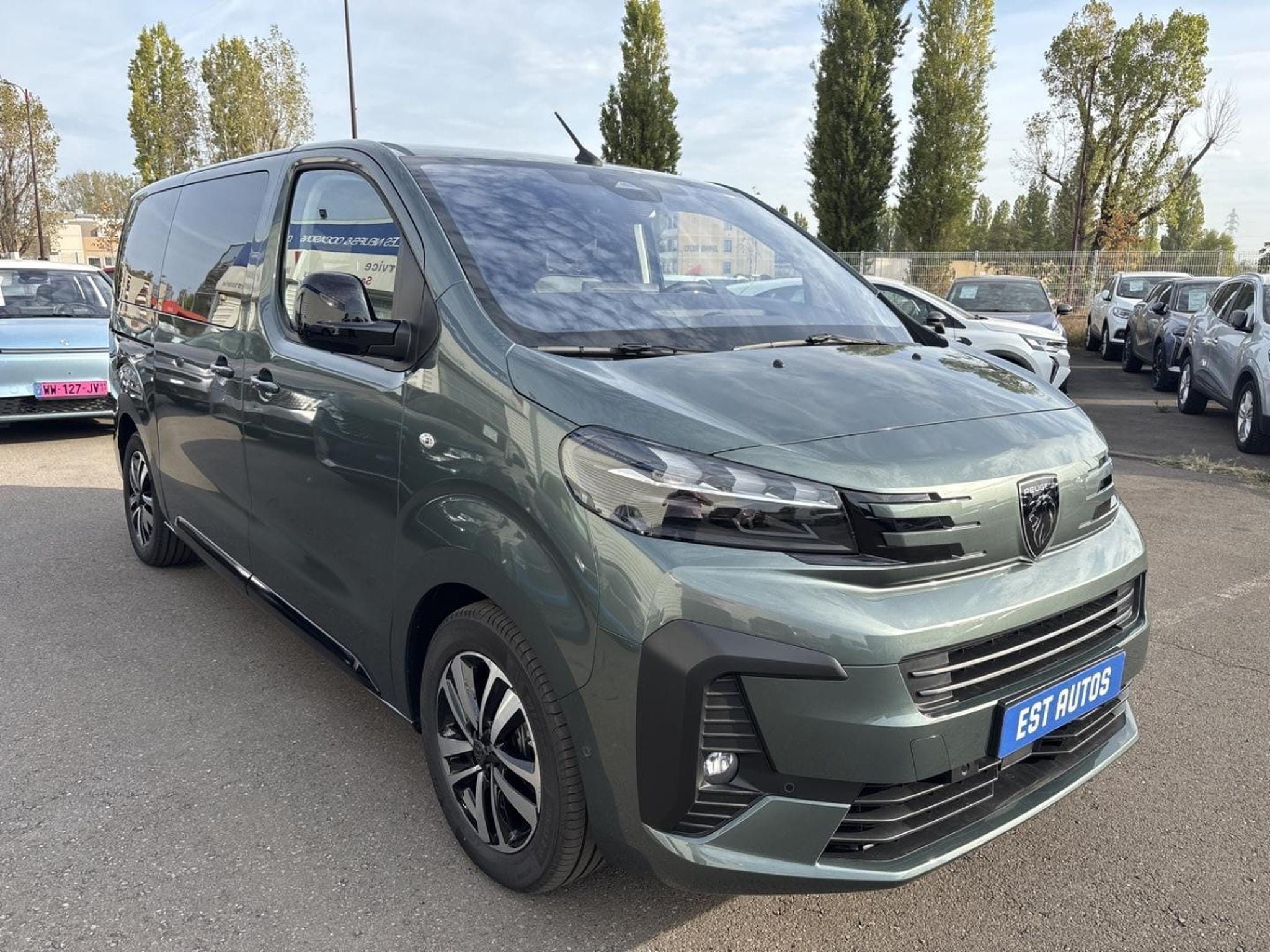 Peugeot Traveller