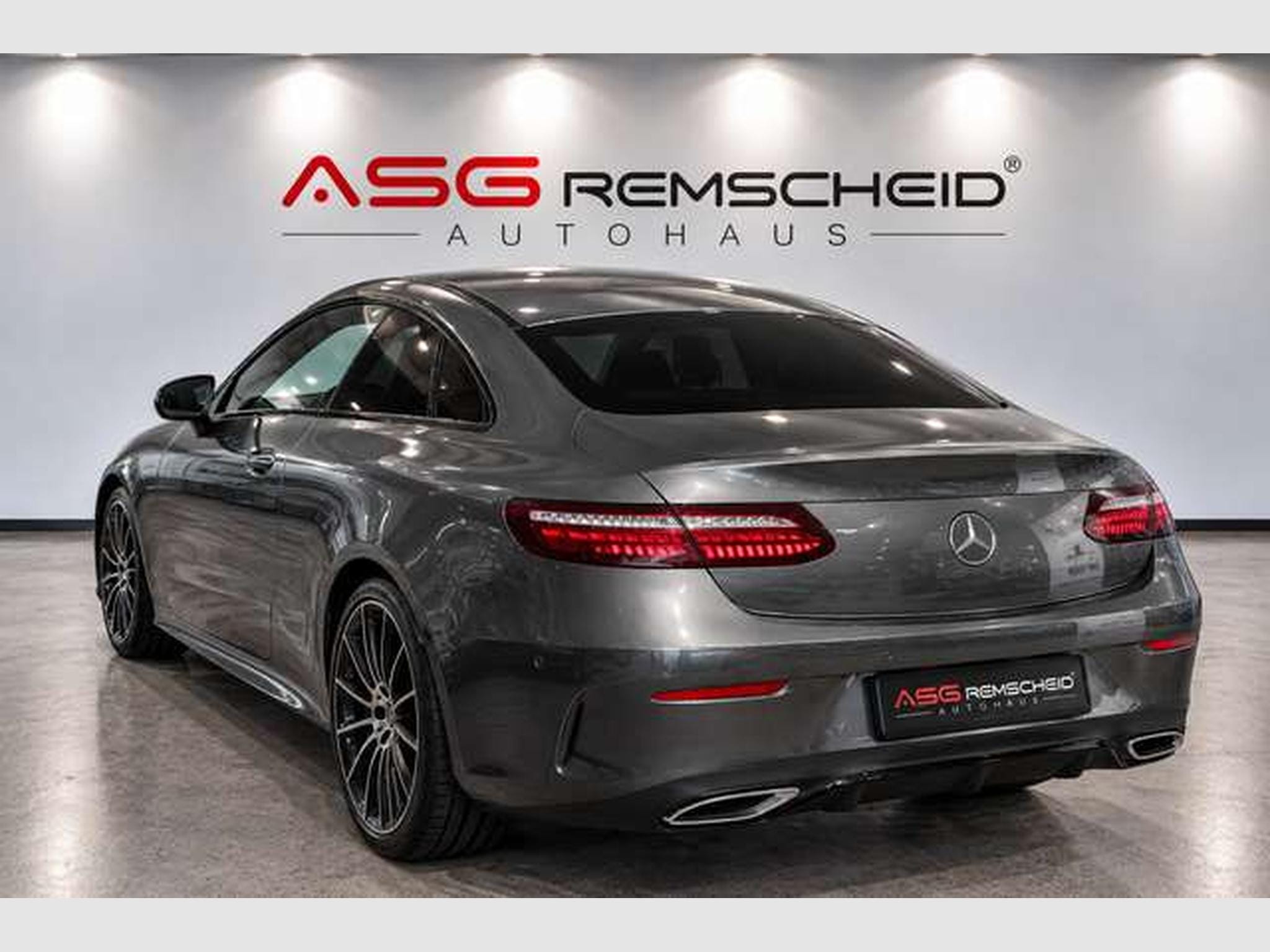 Mercedes E 220