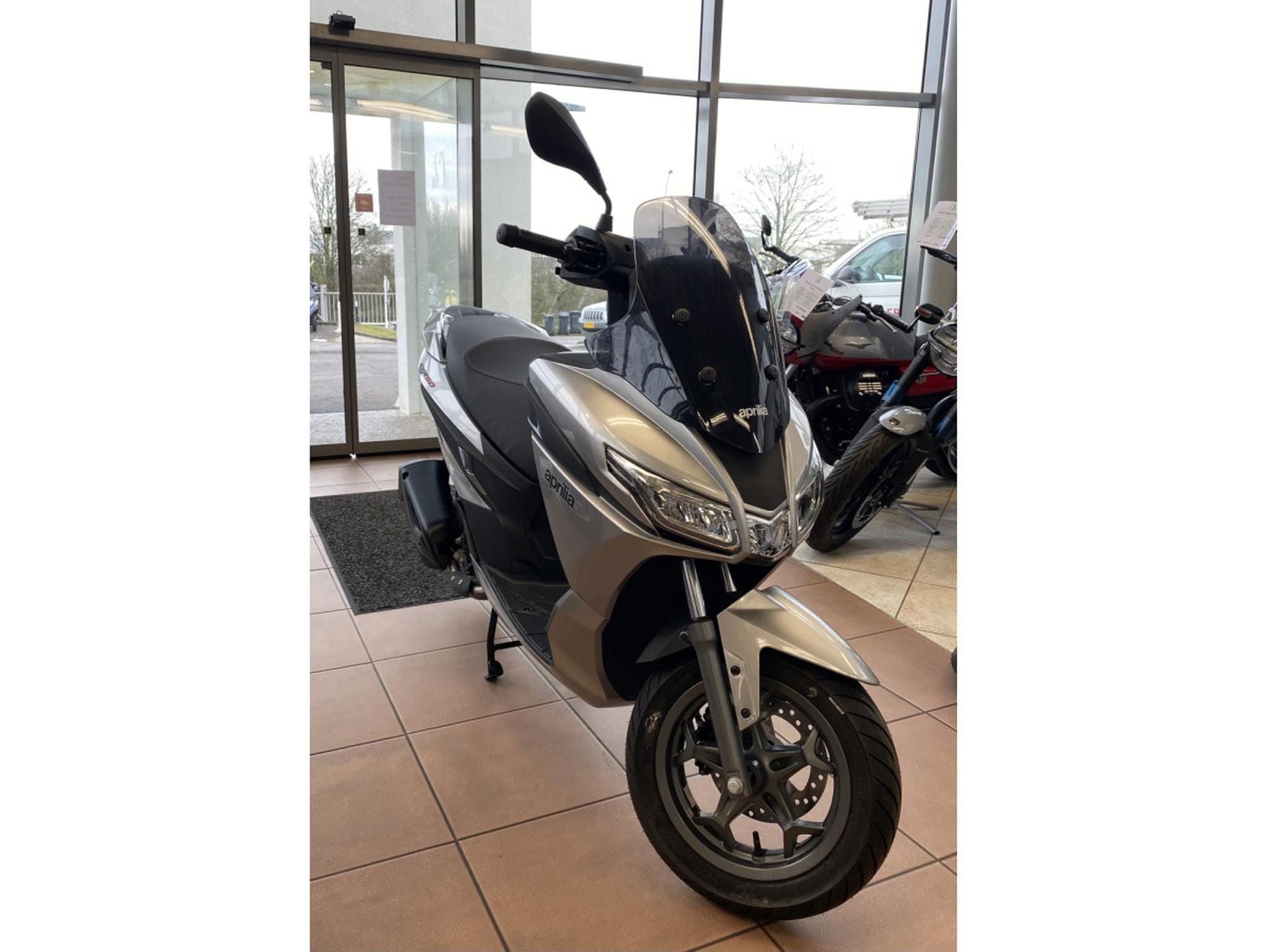 Aprilia SX
