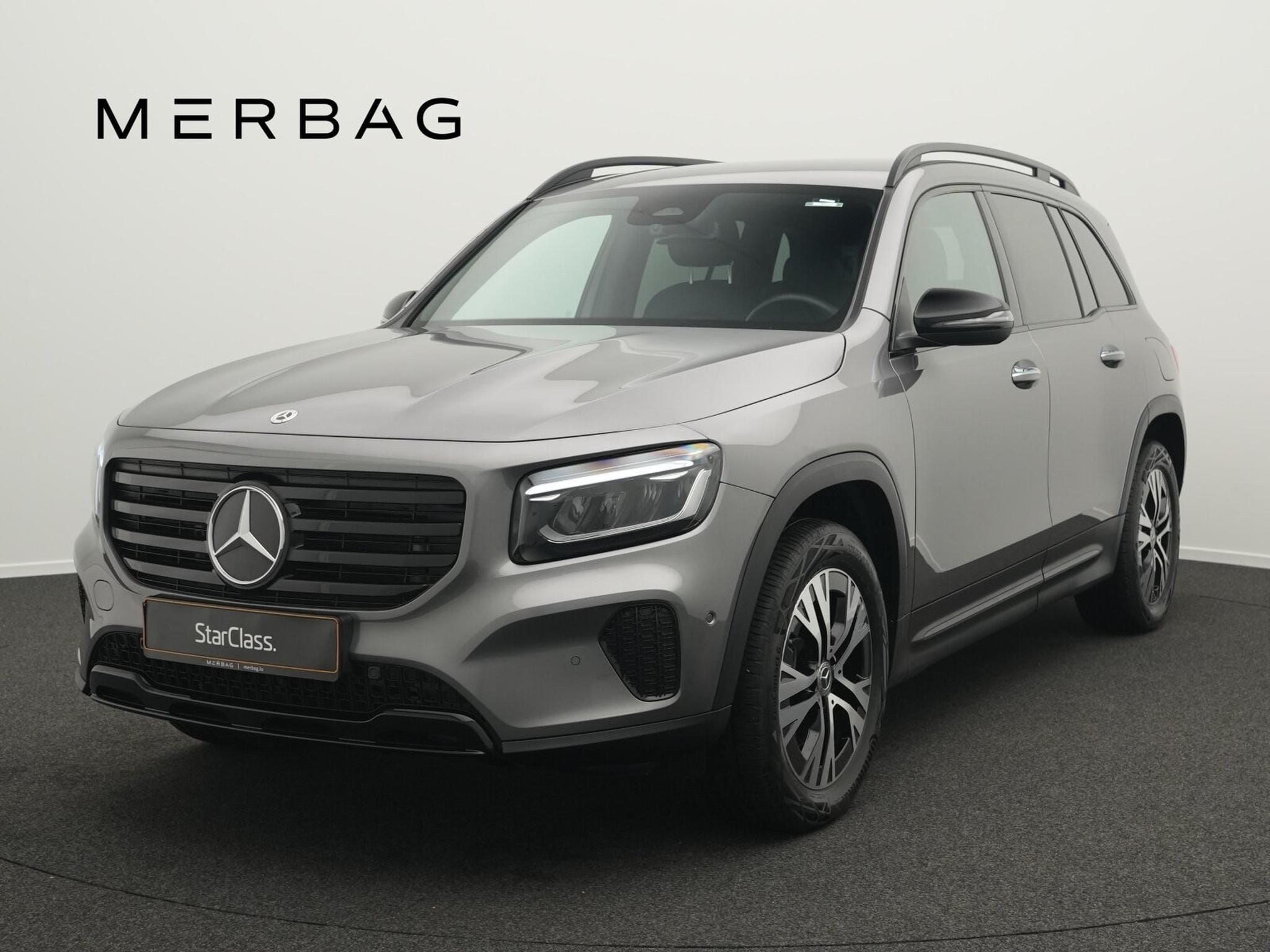 Mercedes GLB 180