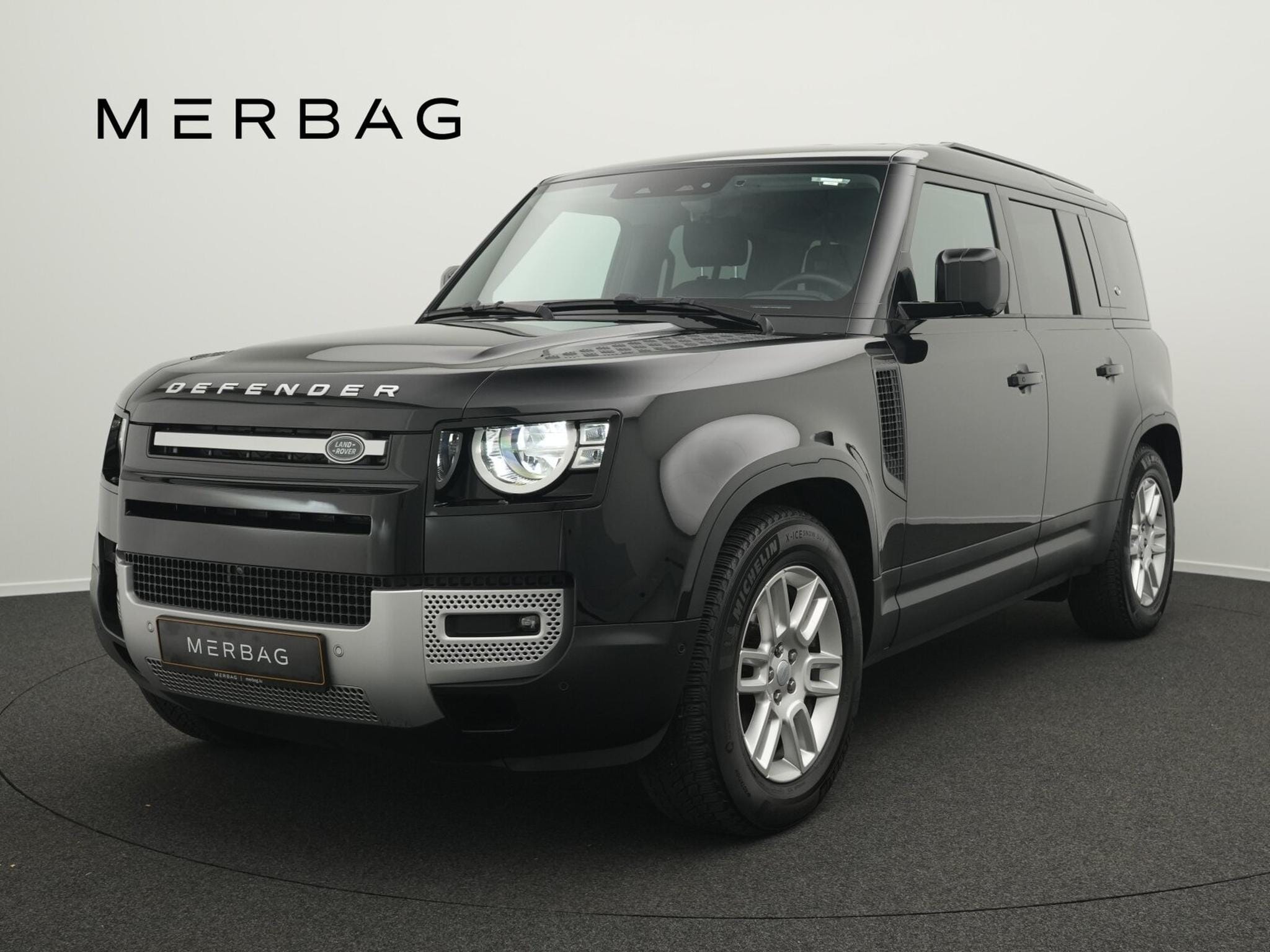 Land-Rover Defender