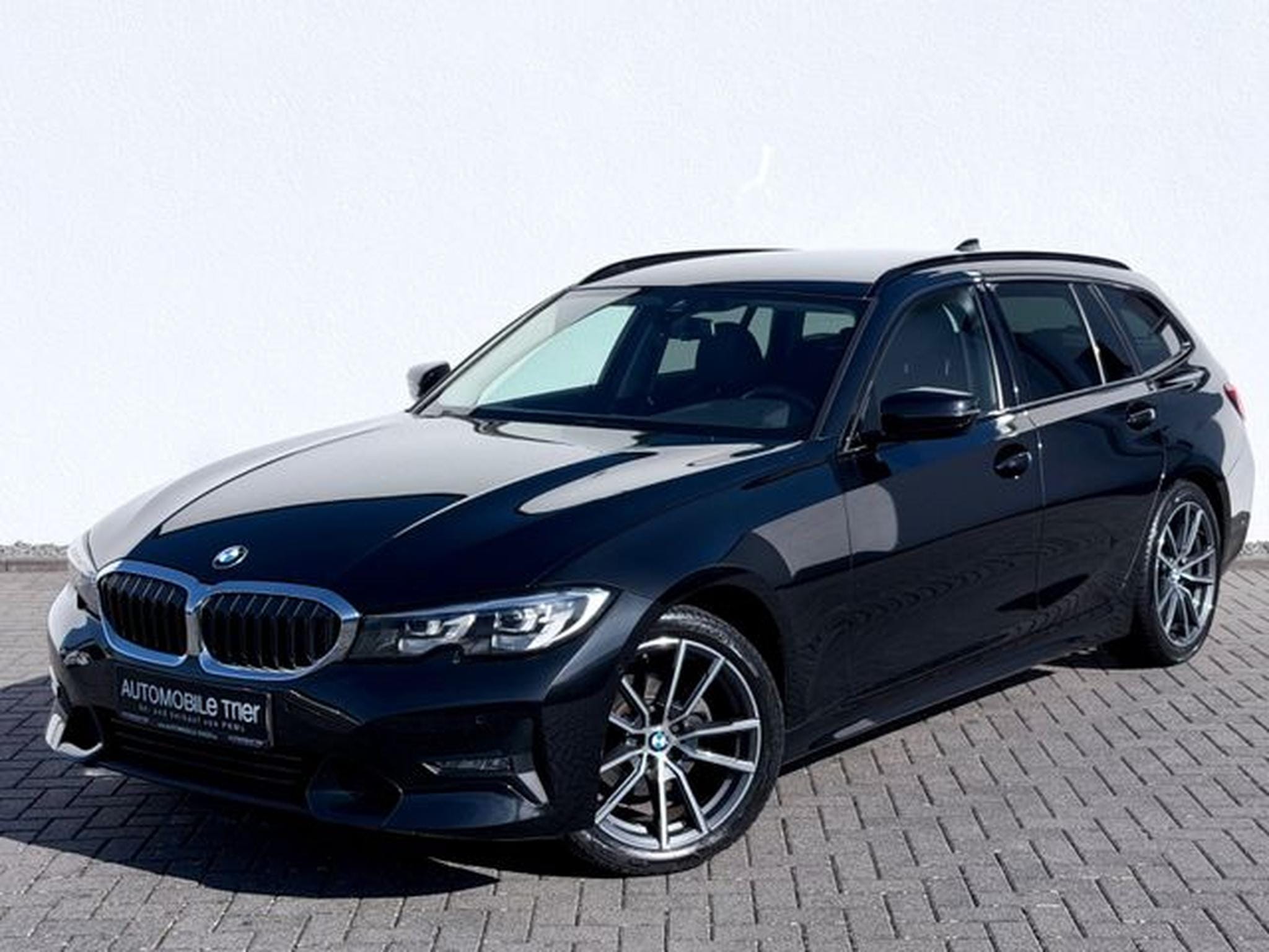 BMW 320