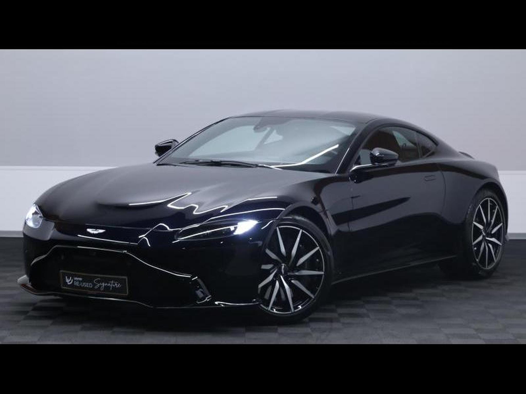 Aston-Martin V8 Vantage