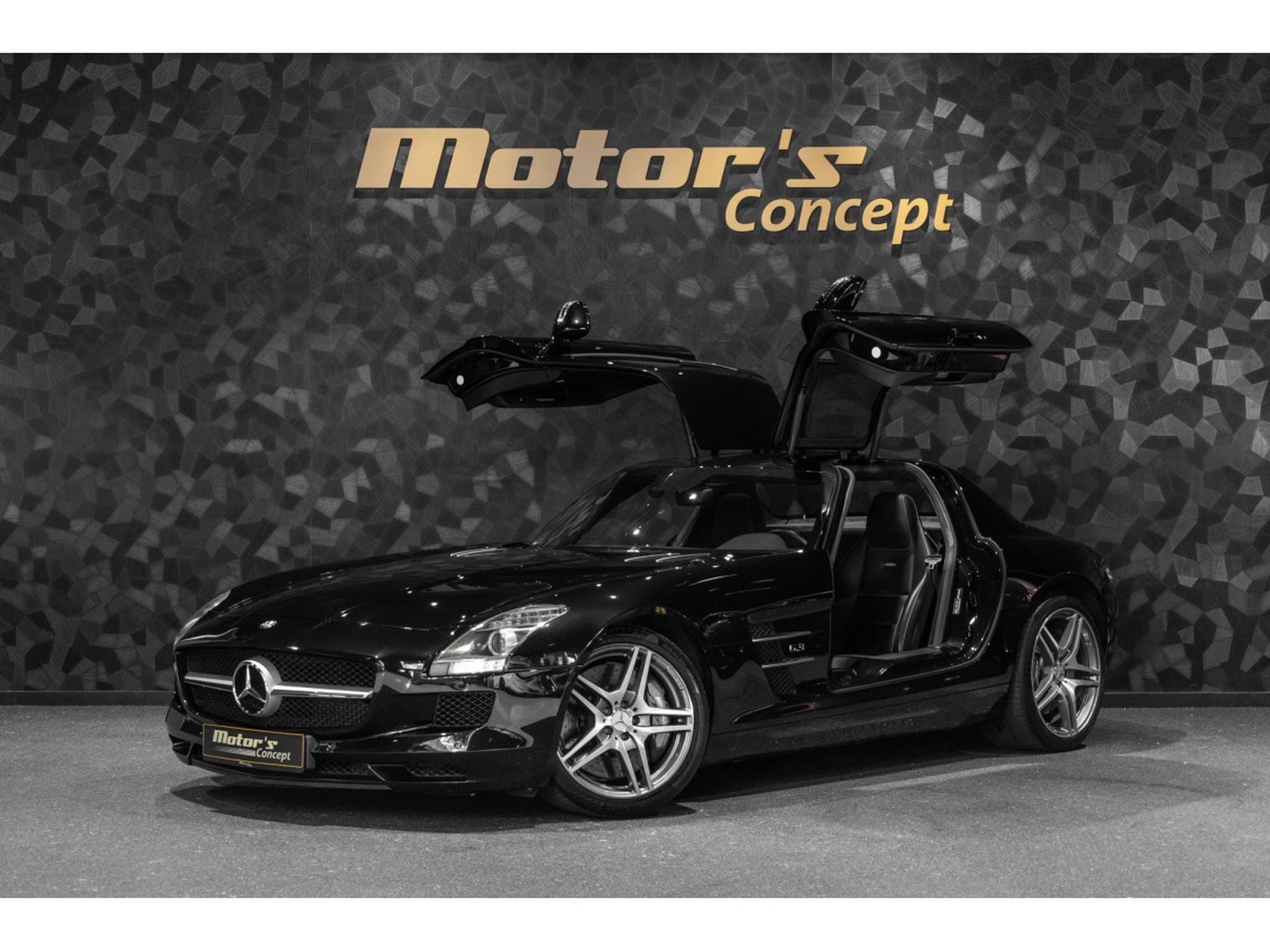 Mercedes SLS AMG