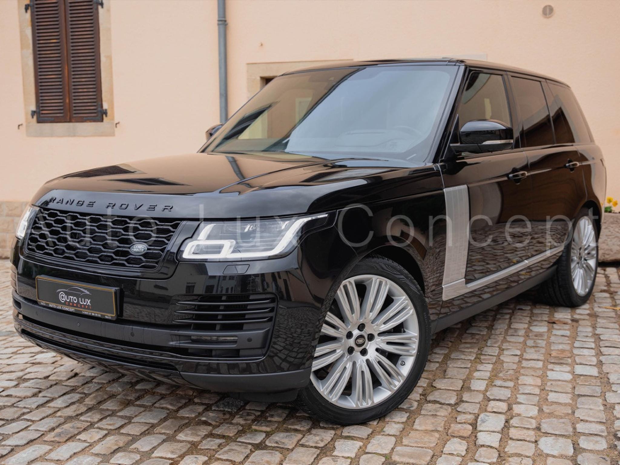 Land-Rover Range Rover