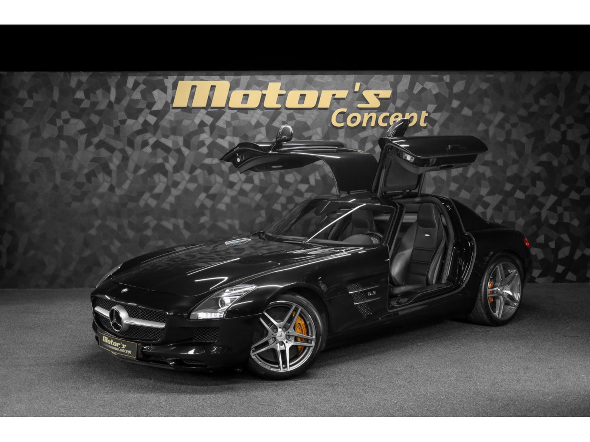 Mercedes SLS AMG