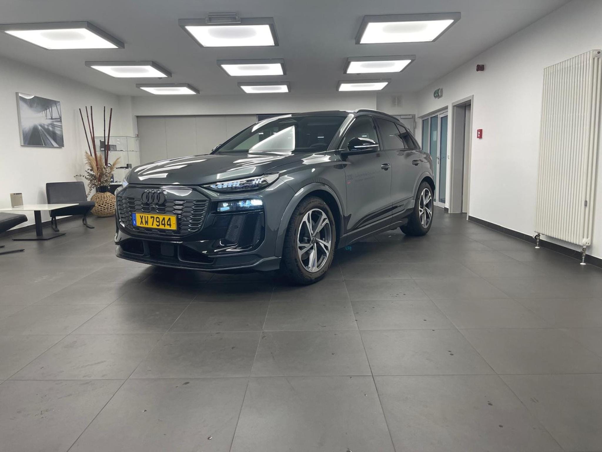 Audi Q6 e-tron