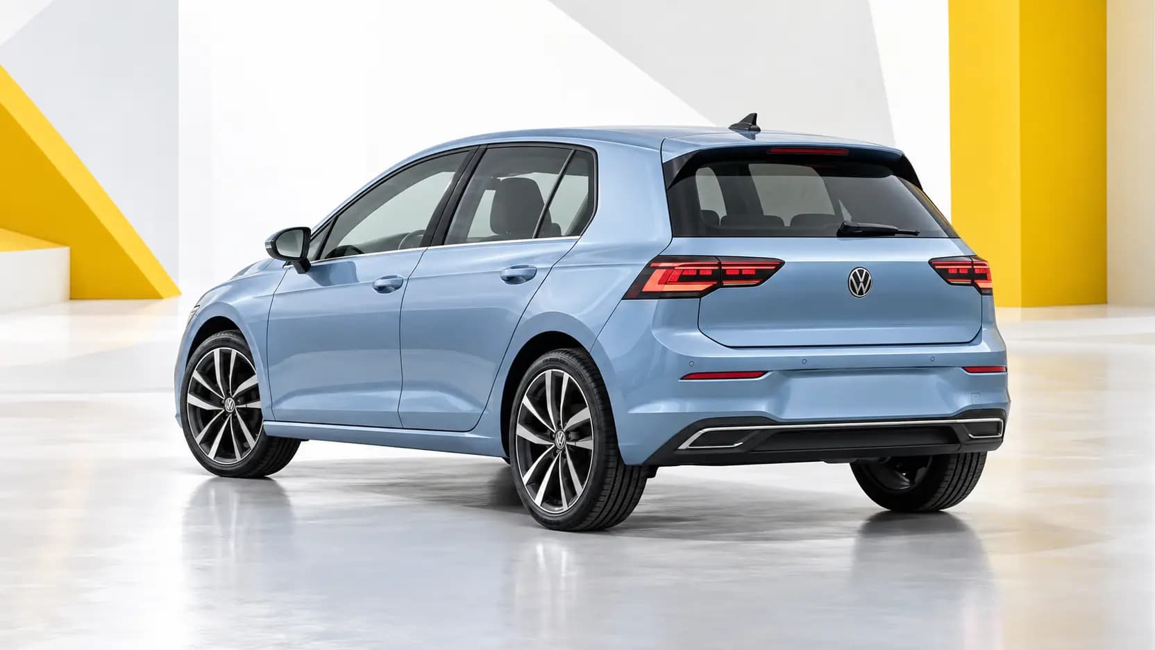 Volkswagen Golf vue extérieure de trois quarts arrière