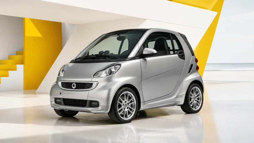 smart fortwo in vorderer Dreiviertelansicht