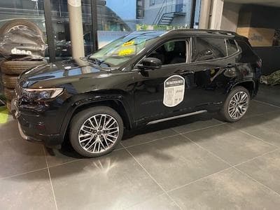 Jeep Compass Summit 1,3 essence + PlugIn Hybrid 240 cv (2024) - Foto 1