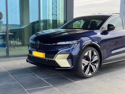 Renault Megane Iconic EV60 (2023) - Foto 1