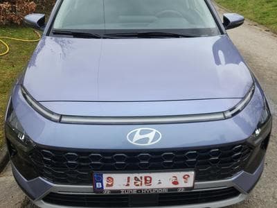 Hyundai Bayon 1.0 T-GDi Sky DCT (2025) - Foto 1