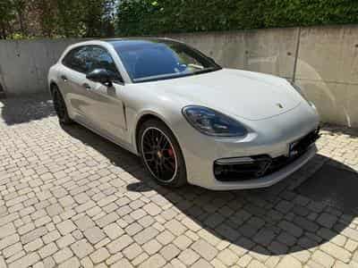 Porsche Panamera Turbo (2017) - Photo 1