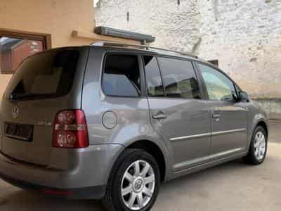 VW Touran Highline (2008) - Photo 1