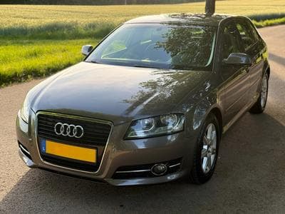 Audi A3 2.0 Tdi Sportback 140 (2011) - Photo 1