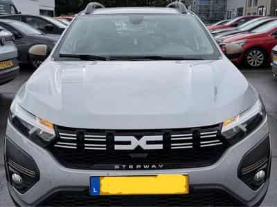 Dacia Sandero Stepway Extreme TCe 110 - NBI - Up&Go (2024) - Foto 1