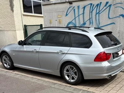 BMW 320 (2009) - Foto 1