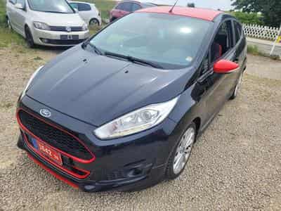 Ford Fiesta RED/BLACK EDITION (2015) - Photo 1