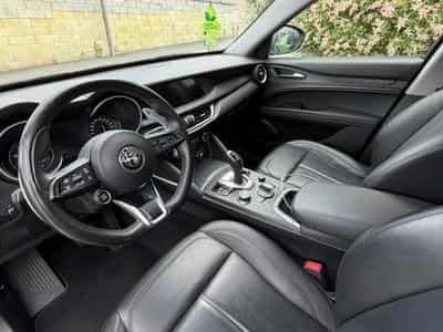 Alfa-Romeo Stelvio (2020) - Photo 4