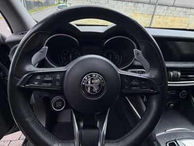 Alfa-Romeo Stelvio (2020) - Photo 5