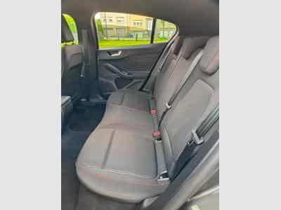 Ford Focus 1.0 Hybride MHEV 125 cv ST LIne Design (2023) - Photo 10