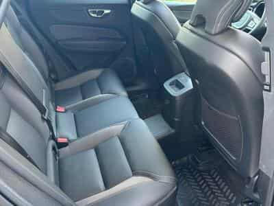 Volvo XC60 BLACK EDITION T6 AWD PULGIN HYBRID 398CH (2024) - Photo 9