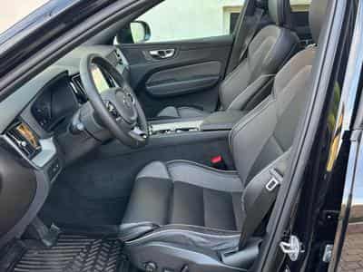 Volvo XC60 BLACK EDITION T6 AWD PULGIN HYBRID 398CH (2024) - Photo 8