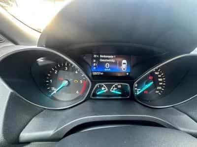 Ford Kuga 2.0 TDCi 150ch 2WD ST Line (2017) - Photo 11