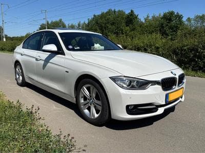 BMW 320 S-Line (2013) - Photo 1