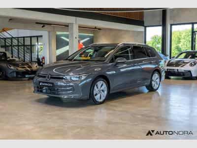 VW Golf VIII 1.5 eTSI Style Variant (2024) - Foto 1