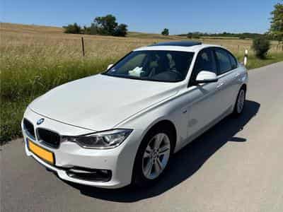 BMW 320 S-Line (2013) - Foto 8
