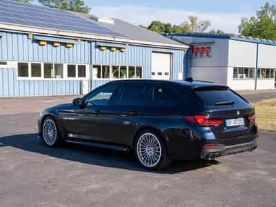 BMW 540 540i xDrive M Sport Individual (2020) - Photo 6