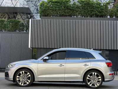 Audi SQ5 3.0 TDI / 347 PS / QUATTRO / S LINE / BANG & OLUFSEN / PANOR (2020) - Foto 8
