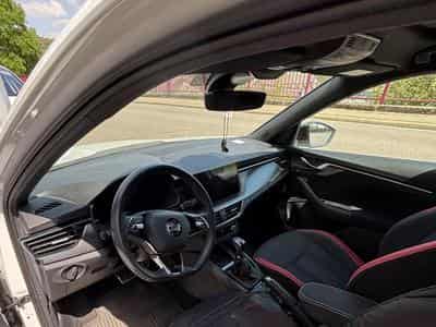 Skoda Kamiq 1.5 TSI Monte Carlo (2023) - Photo 8