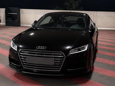 Audi TTS TTS Coupé 2.0 TFSI quattro S tronic (2017) - Foto 1